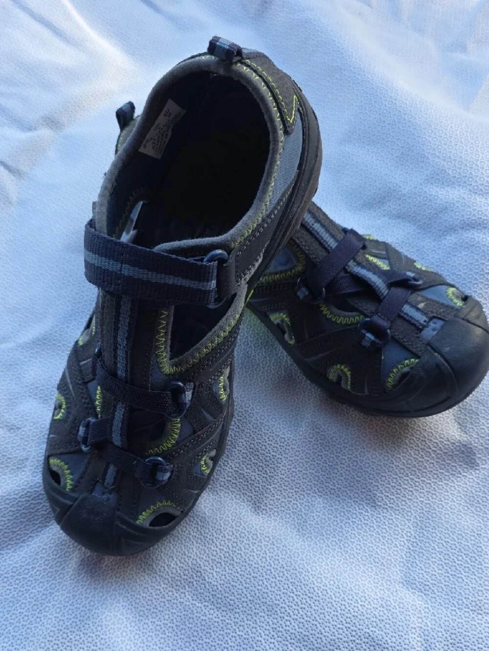 Merrell Kids Navy Blue Active Closed Toe Sandals.